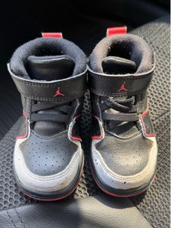 Jordan’s  children shoes size 6C