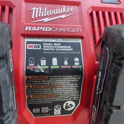Milwaukee Rapid Dual Charger 