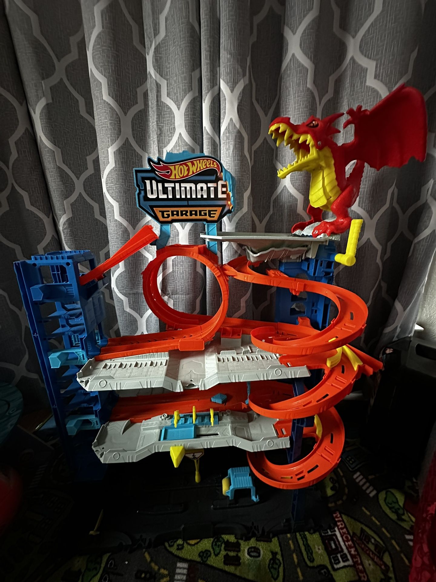 Hot Wheels Ultimate Garage