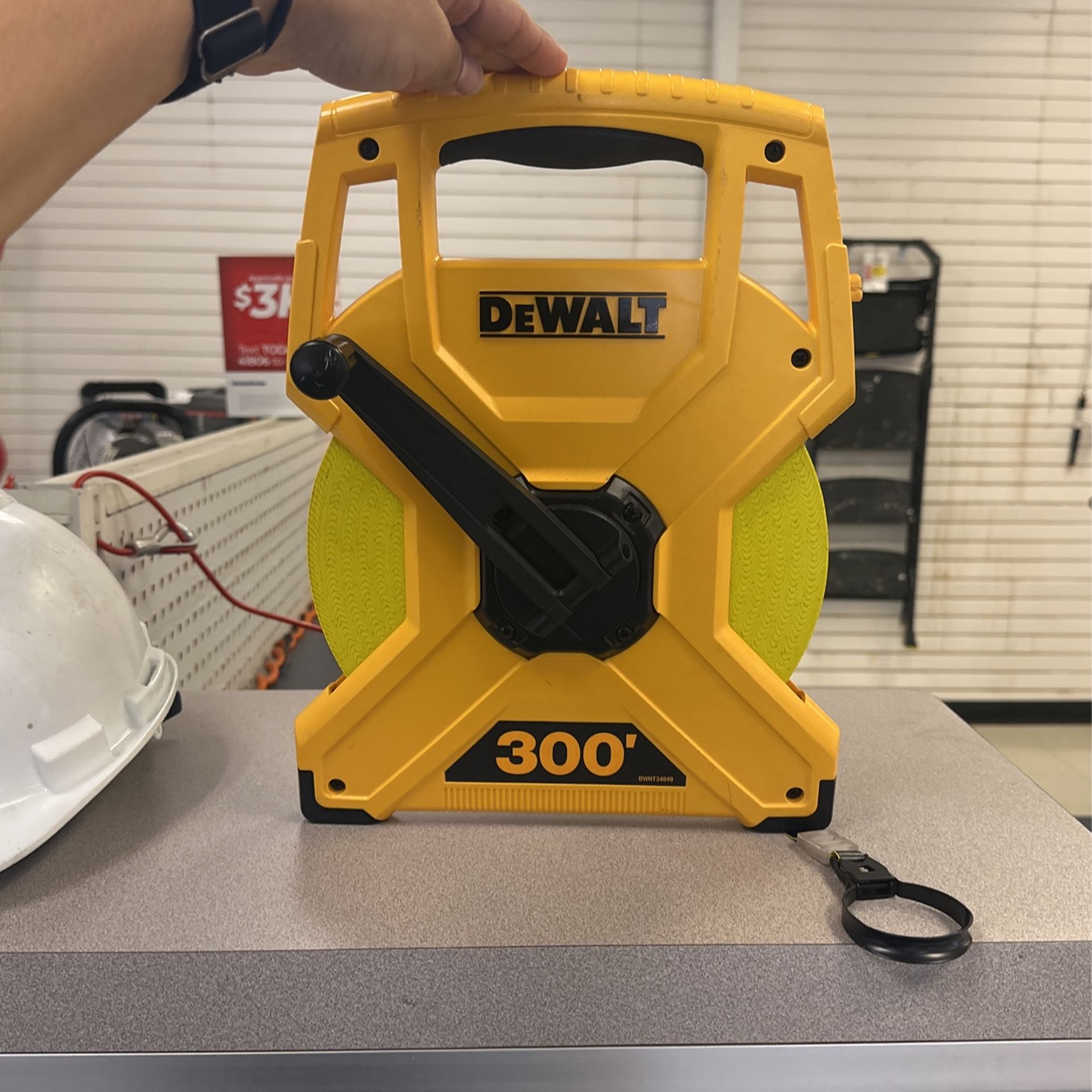 DeWalt Measuring Tape❕