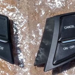 Hyundai Sonata Cruise Control/Radio Audio Control Buttons