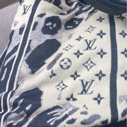 Louis Vuitton Scarf