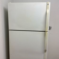 Refrigerator GE ( FOR FREE)  