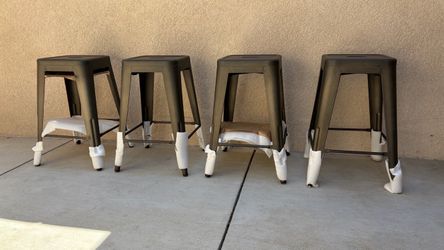 Bar stools metal  set of 4