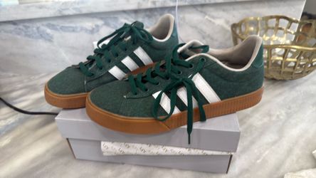 Men green adidas shoes size 8.5