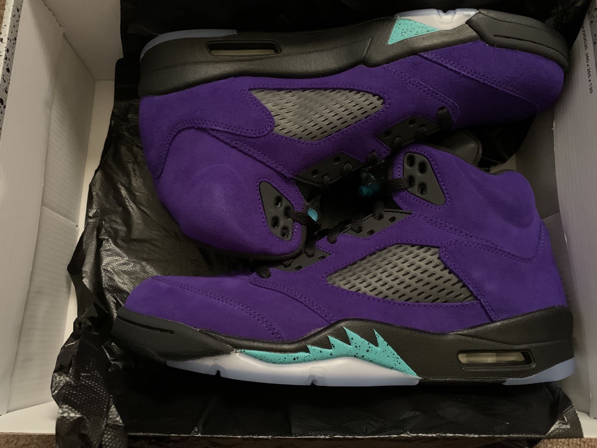 Air Jordan 5 Retro Alternate Grape