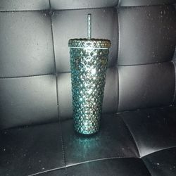 🩷 26 Oz Tumbler Green/Blue Color - Still Available