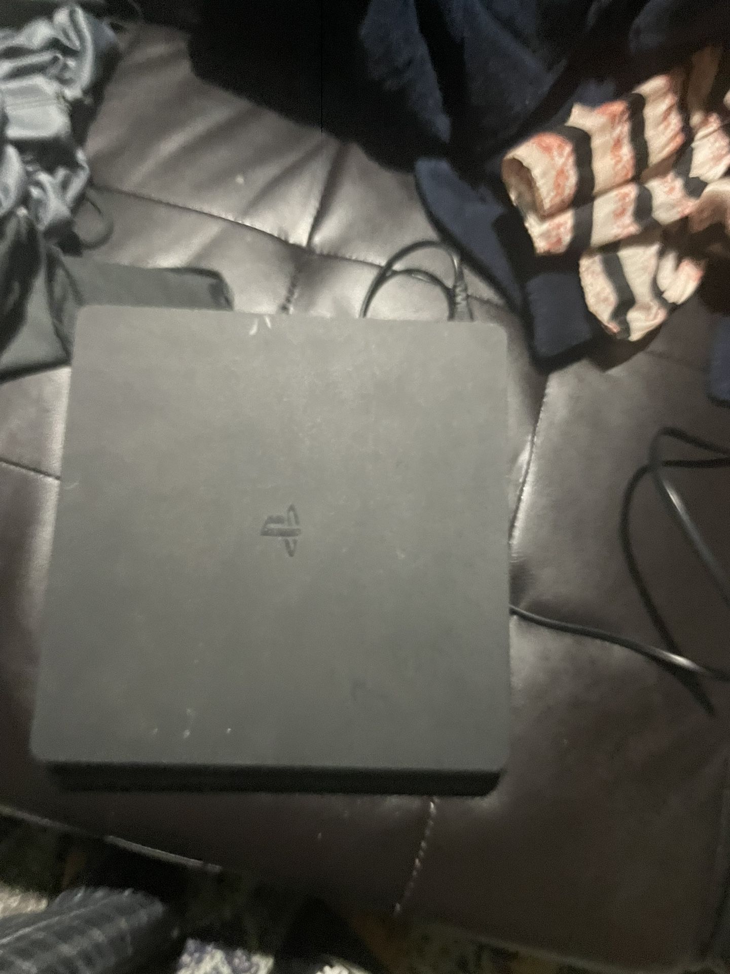 PS4 Slim