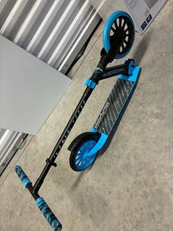 Madd Gear Eclipse Kick Scooter Blue Black