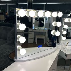 Mirror With Speakers And Bluetooth  Available In Black, Pink, Silver And Rosegold