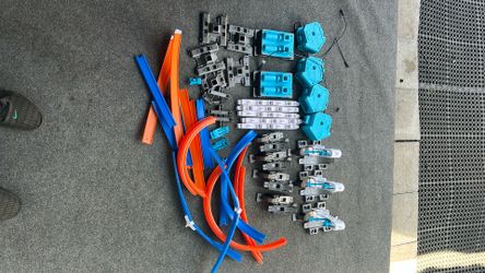Hot Wheel Track’s