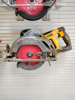 DeWalt 60v Max FlexVolt 7 1/4" Cordless Wormdrive Circular Saw  With Battery and Charger