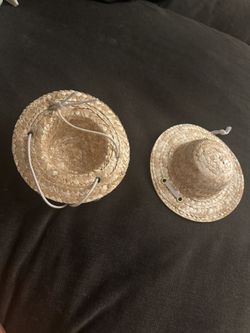 Straw Dog Hat Small 