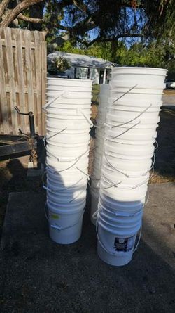 Buckets 5 Gallon