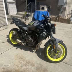 Yamaha FZ-07 2016 $5,500 OBO
