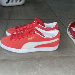Red Pumas Sz11