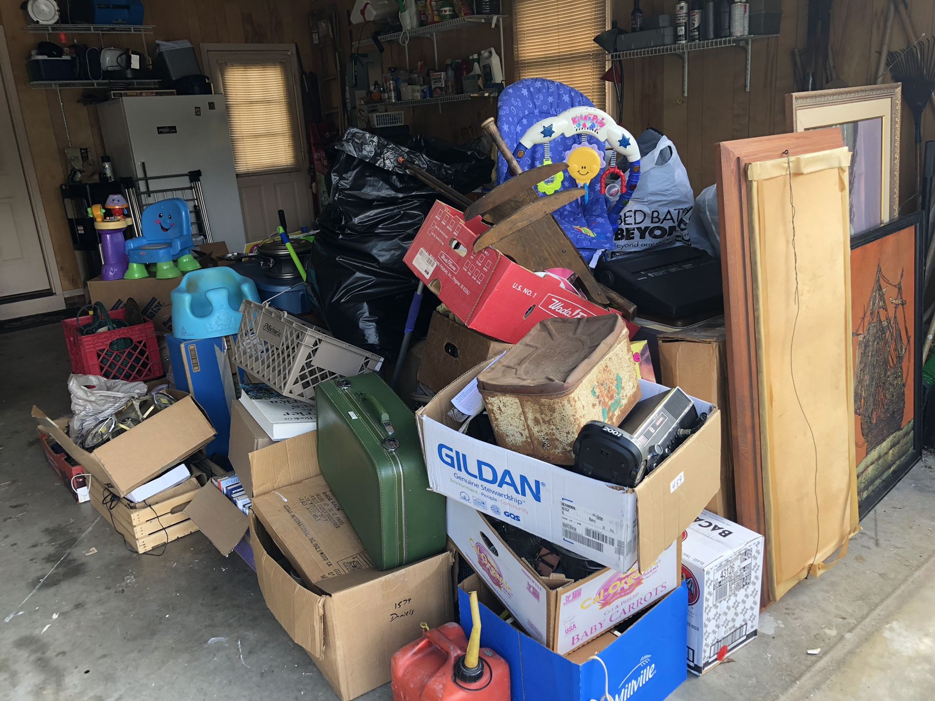 FREE!! GOOD leftover Yard Sale items! for Sale in Lexington, NC OfferUp