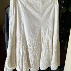 Cabi size 8 white eyelet skirt