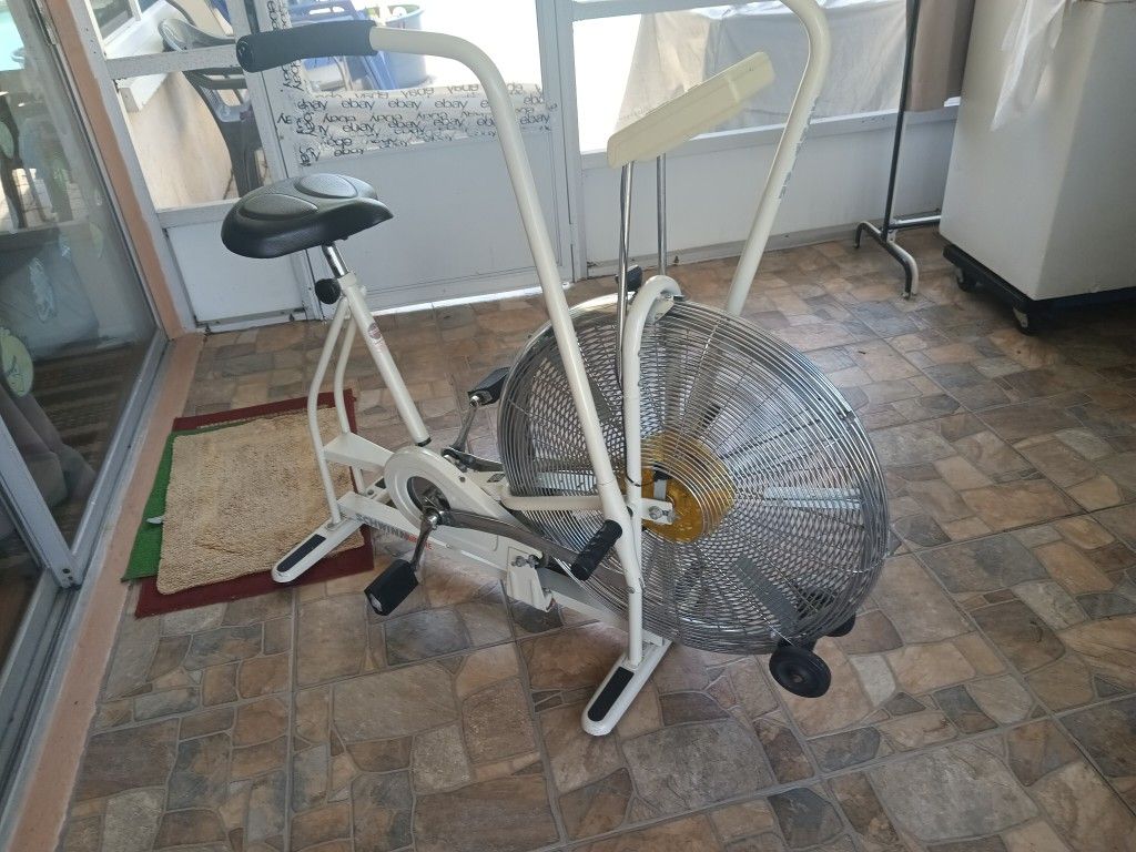 Vintage Schwinn Airdyne Exercise Bike