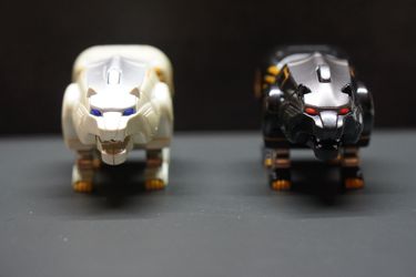 Power Rangers Wild Force Bear & Wite Polar Bear Zord Gaoranger Muscle Megazord 