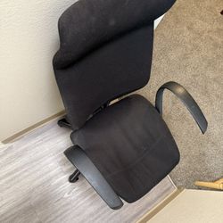 Office/gaming chair