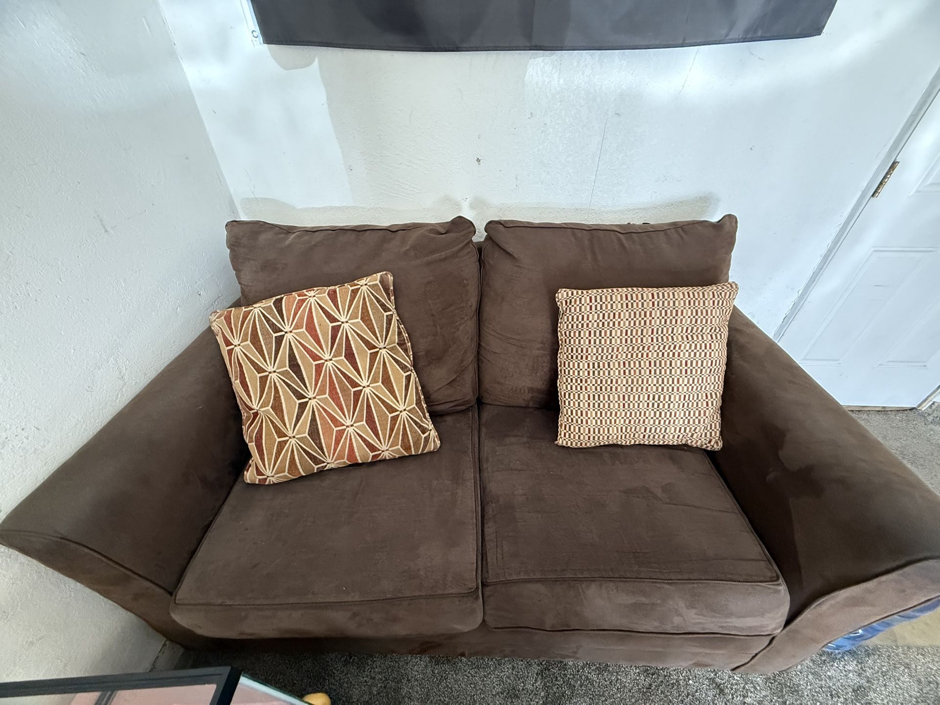 Couches Free