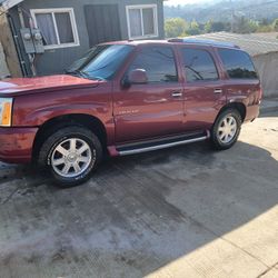 2003 Cadillac Escalade