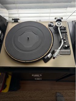 Technics by Panasonic SL-23 Turntable