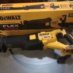 DEWALT Reciprocating Saw