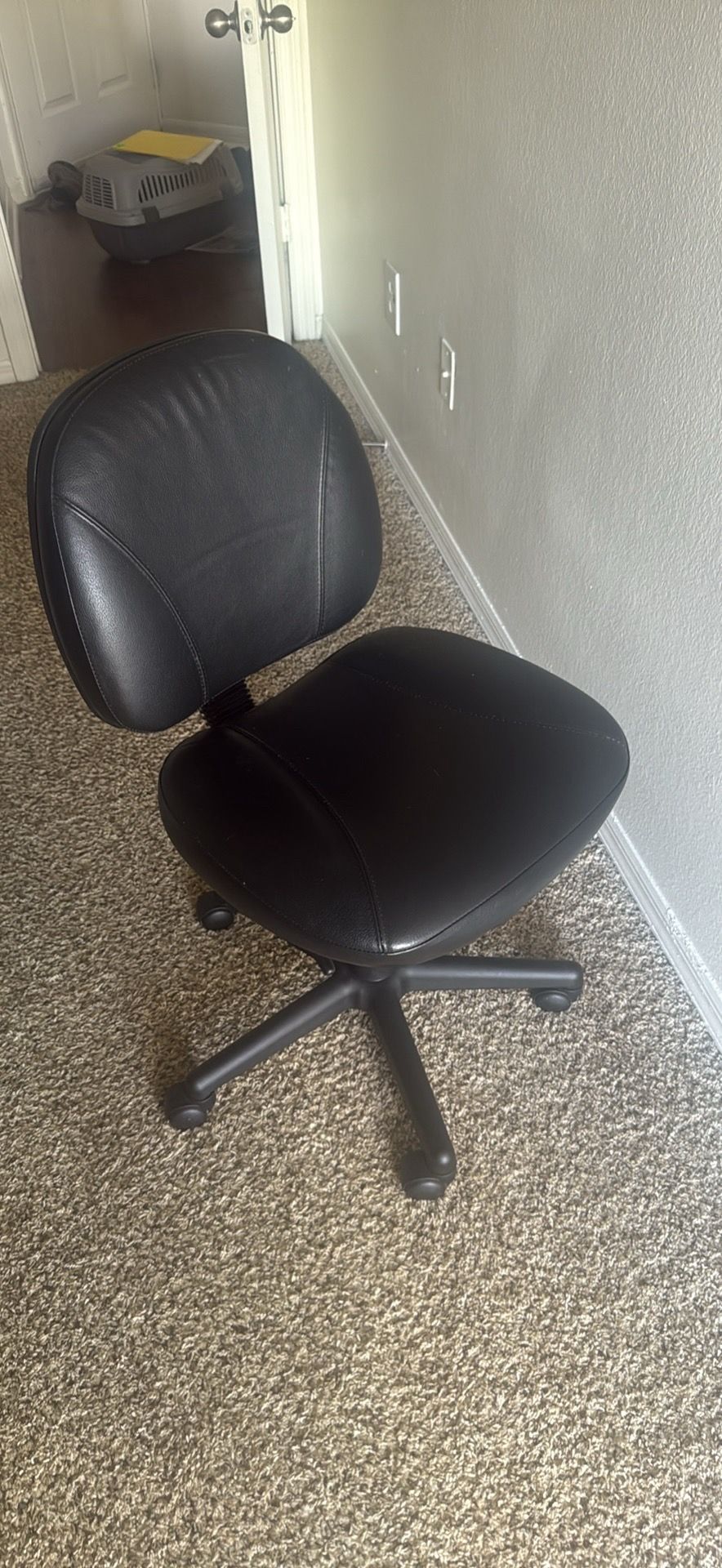 Office desk chair