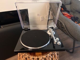Brand New Turntable Vinyl Record Player