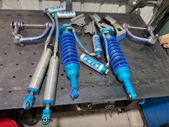 2005-2015 Tacoma Total Chaos UCA 2.5 King suspension package