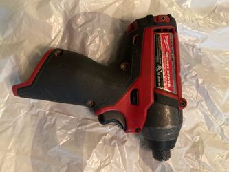 M12 Impact drill Milwaukee in excelent condition