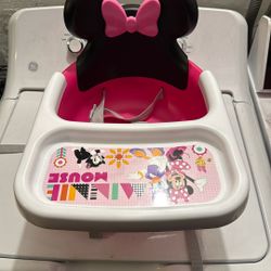 Booster Minnie Chair 