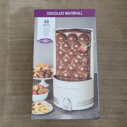 Nostalgia Chocolate Waterfall