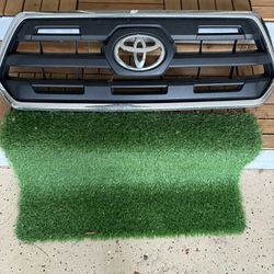 2016/2021  Toyota Tacoma Front Grill