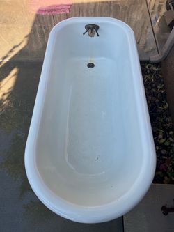 Early 1900’s Cast Bathtub