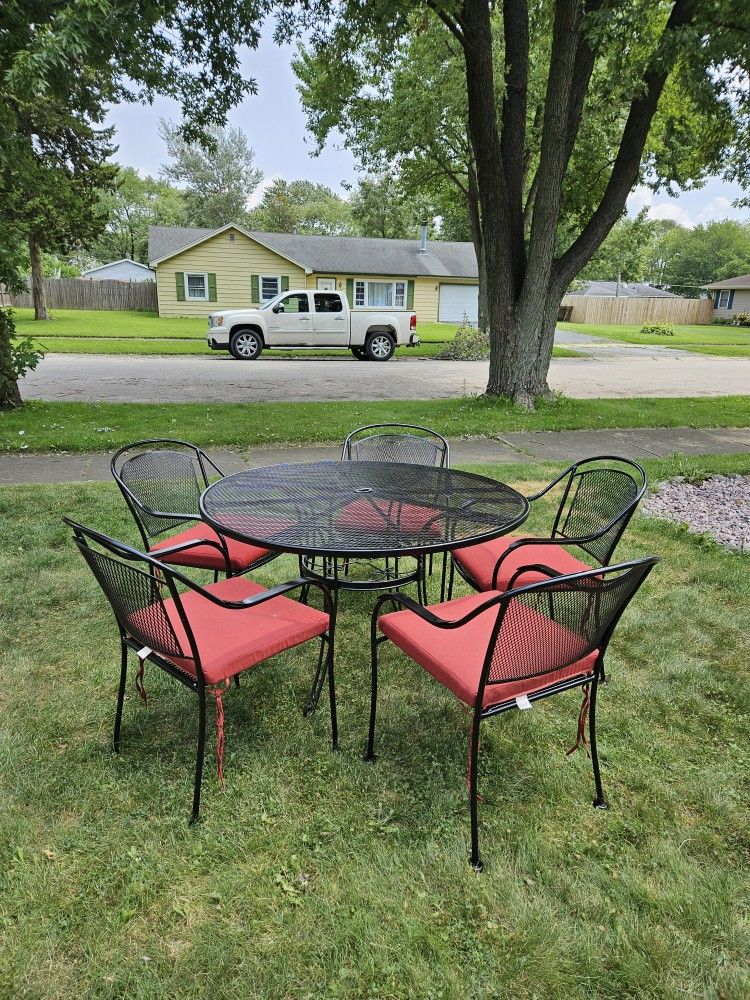 Freshly Painted 11pc Wrought Iron Patio Table Set With Stackable Chairs