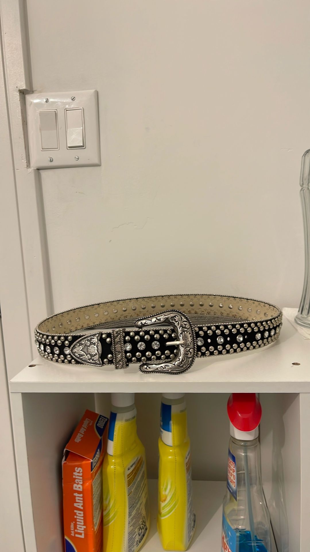 Studded Women’s Belt Buckle