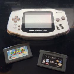 Game Boy Advance + 2 Games