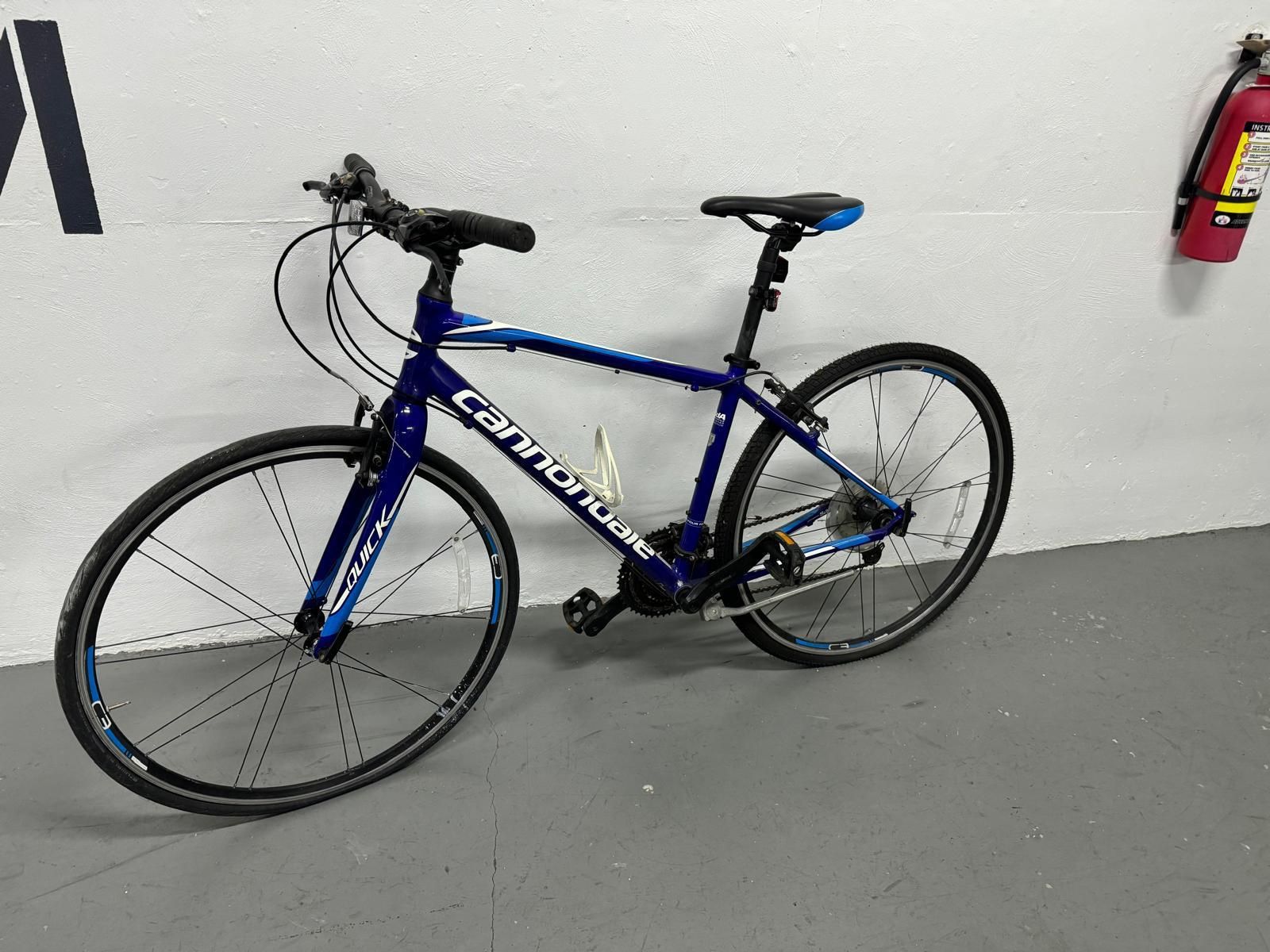 2023 Cannondale Bike Size M (Mint Condition)