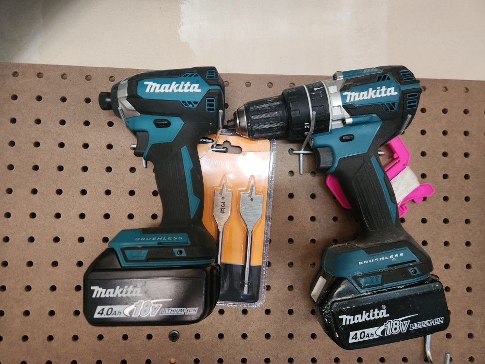 Makita Drill Set with Battery And Charger