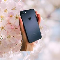iPhone 7 128GB Unlocked-$139