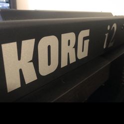 KORG i2 synthesizer