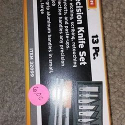 Precision Knife Set new in package
