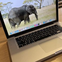 Apple MacBook Pro 15” i7/8GB/256GB SSD $180 