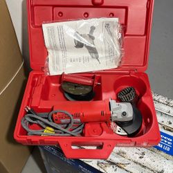 Milwaukee Sander / Grinder