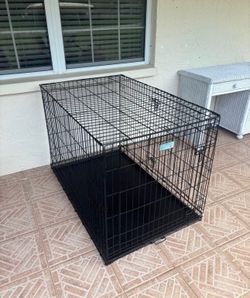 Huge dog crate 48” long 30” wide 33” tall pet cage kennel