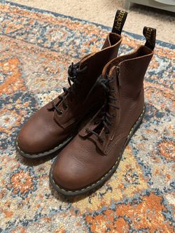 Brown doc Martens Size 9
