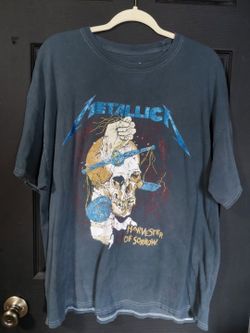 Metallica Concert T Shirt 1988 reprint Harvester of Sorrow  Size S/M. Pre-owned